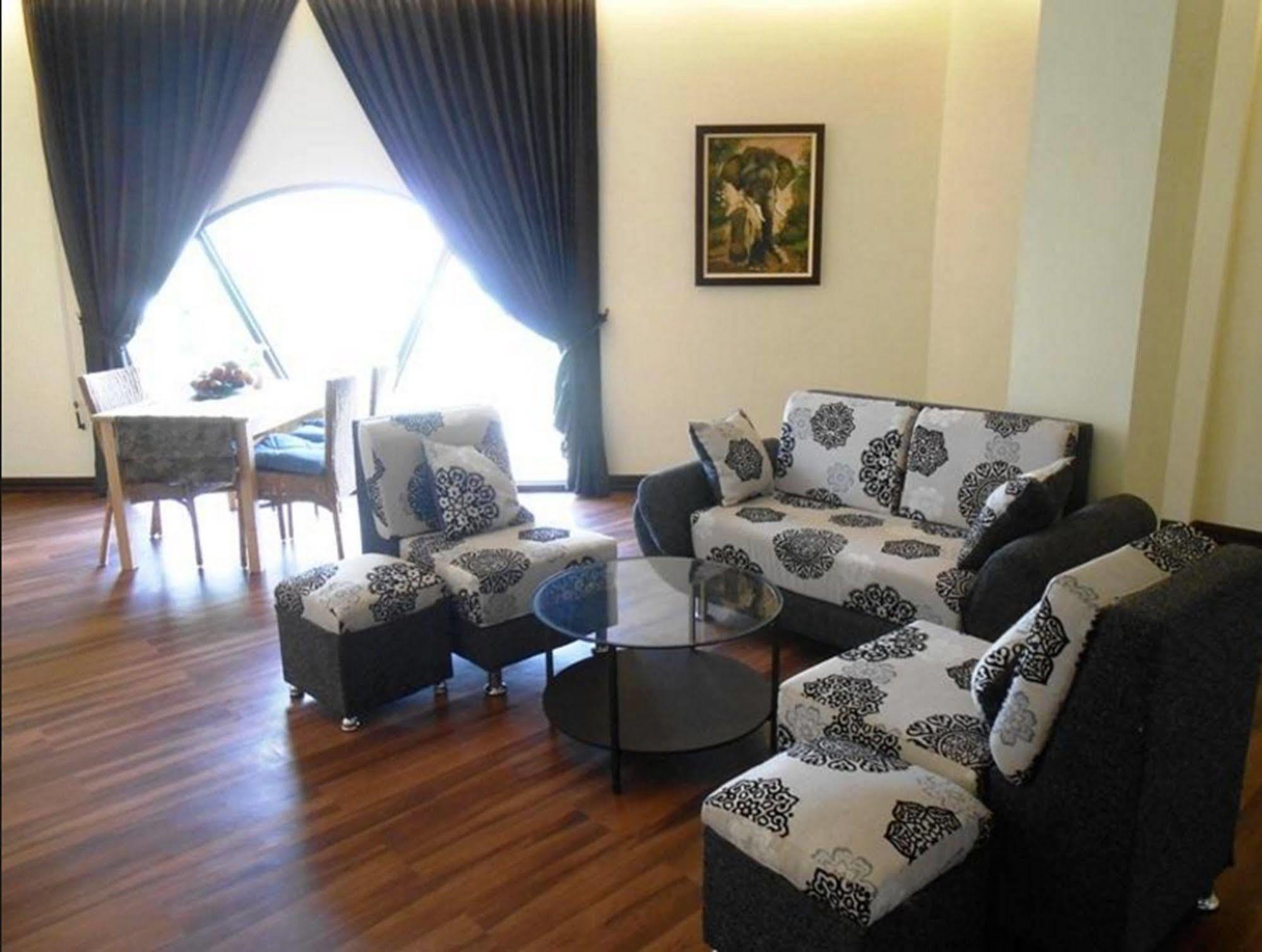 Phonethip Plaza Hotel Вьентьян Экстерьер фото